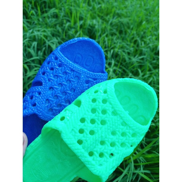 👣Dép tổ ong- dép đi trong nhà cho bé chân dưới 17,5cm nhẹ mềm dễ mang.