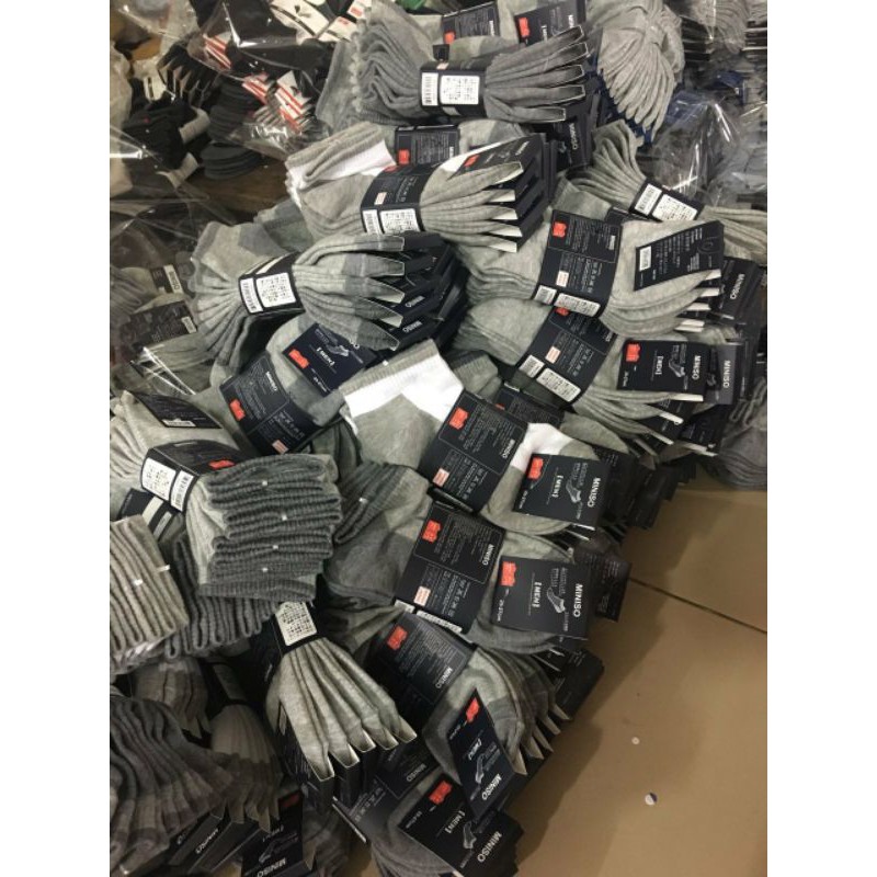 Tất nam Miniso cổ cao