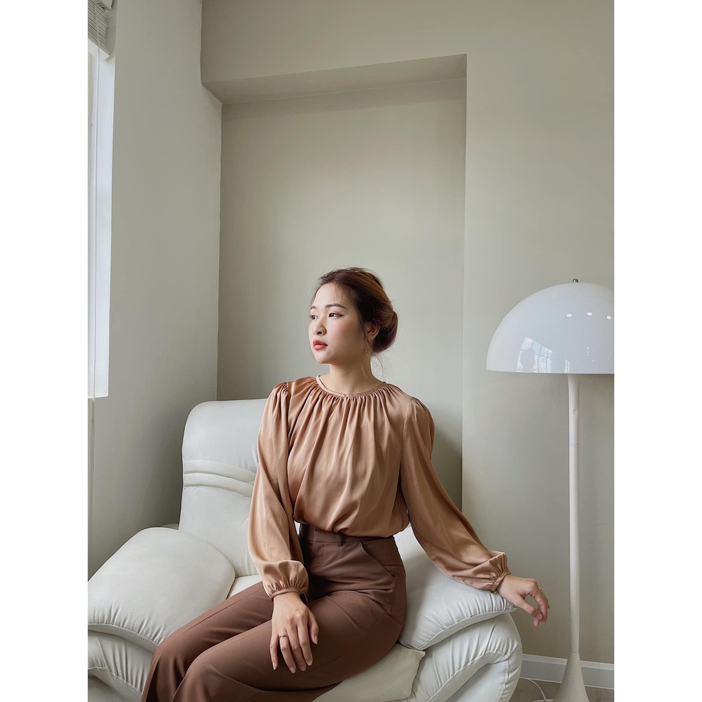 Áo lụa cổ nhún tay phồng