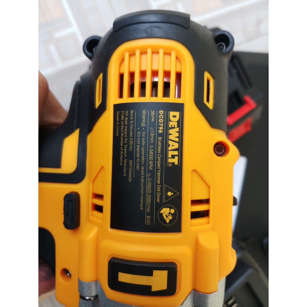 [HOT] Máy khoan pin Dewalt 38v siêu khỏe