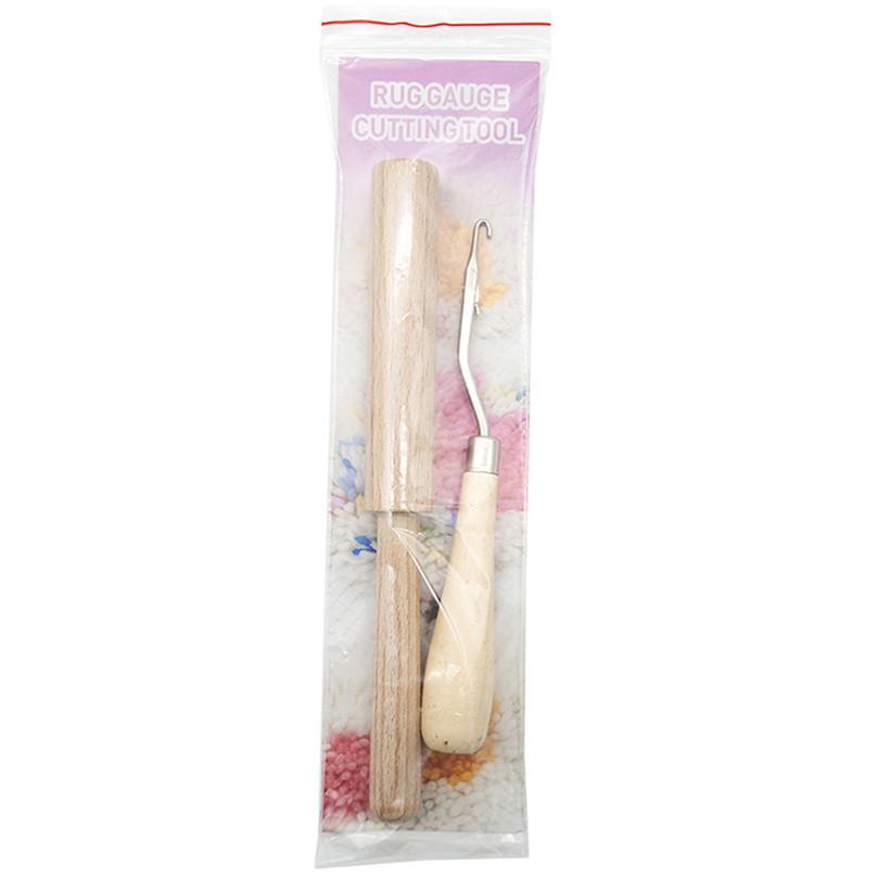 Mesh latch hook yarn cutter tool for tapestry carpet making tools