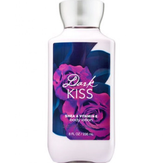 Dưỡng body BBW Dark kiss