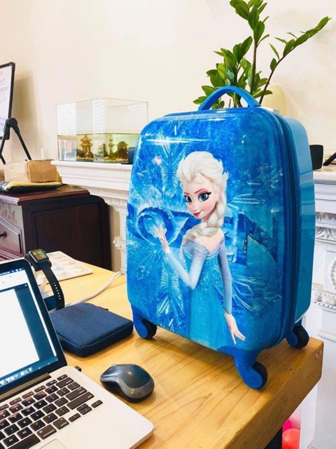 Valy kéo cho bé hình các công chúa Elsa