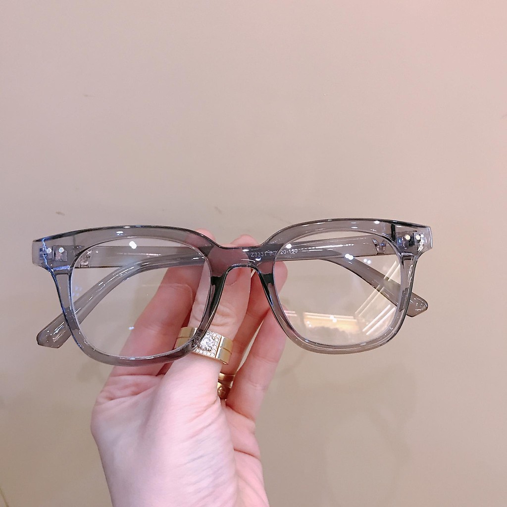 Kính chữ V dáng vuông cắt cận theo yêu cầu | BigBuy360 - bigbuy360.vn