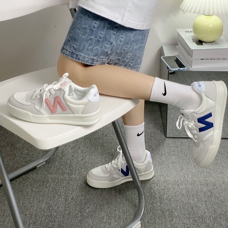 Giày Thể Thao Chữ N Màu Xanh Hồng Phong Cách Trẻ Trung Nhẹ Nhàng