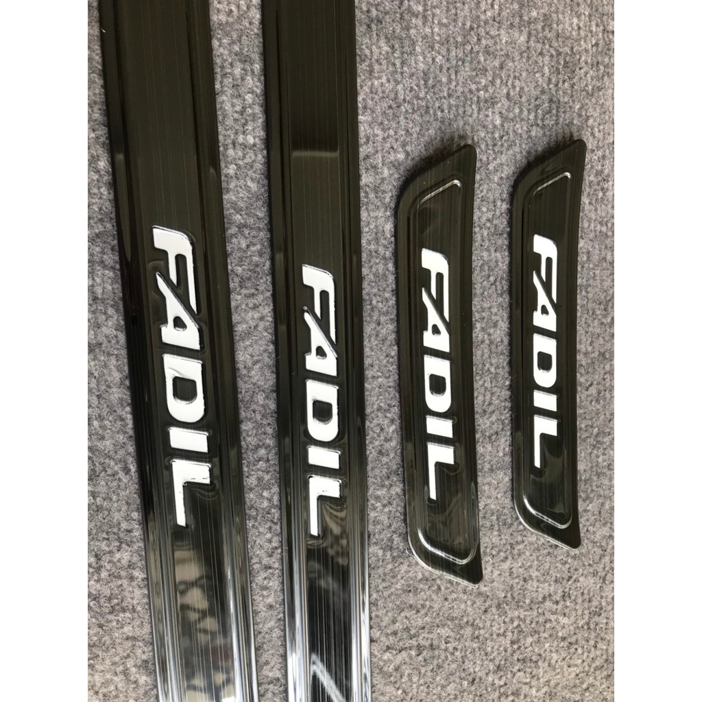 Bộ 8 ốp bậc Trong ngoài theo xe Vinfast Fadill 2019-2020 -mẫu Titan