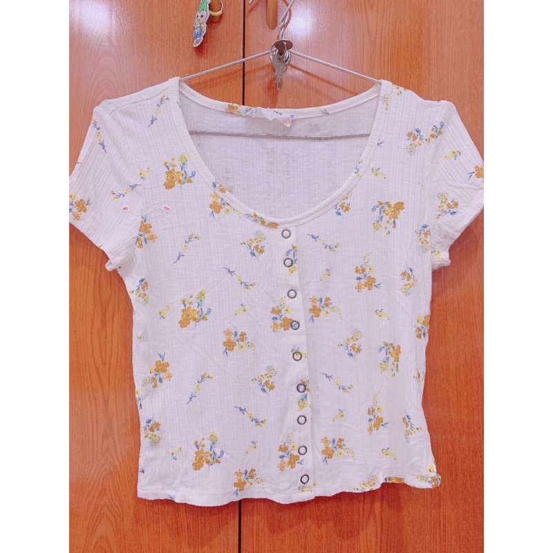 Áo croptop hoa