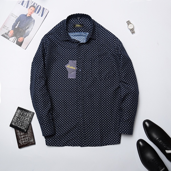 Áo Sơ Mi Nam Công Sở Trung Niên Anton Somianton Xanh Tím Than Dài Tay Vải Cotton Chấm Bi Nhỏ – 309