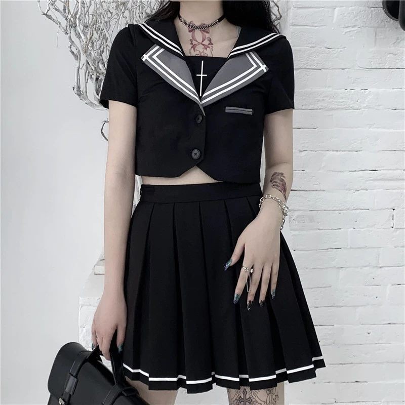 [Có Ảnh Thật - Order] (G7) Set váy sơ mi Thánh Giá Gothic Lolita. Sơ mi thủy thủ màu đen + Chân váy xếp ly kẻ trắng