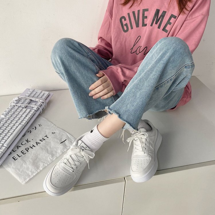 Giày Sneakers Da Pu Màu Trắng In Họa Tiết Hoạt Hình | BigBuy360 - bigbuy360.vn