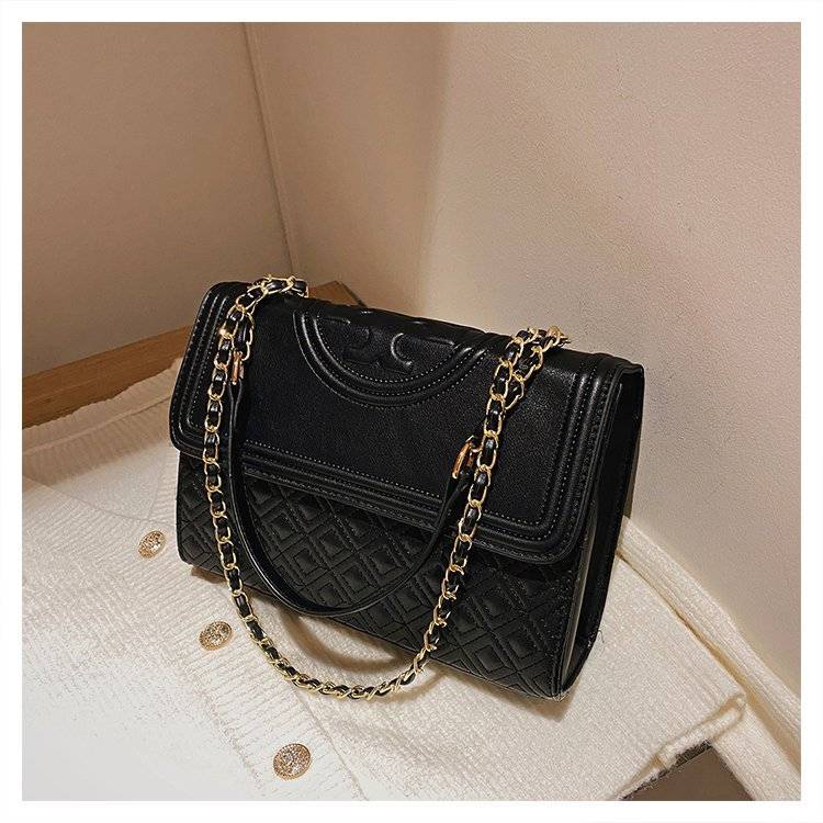 Túi Đeo Chéo Da Mềm Dáng Vuông Nhỏ Phối Dây Xích Thời Trang 2021 Cho Bạn Gái