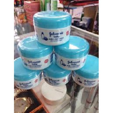 [Chính Hãng] Kem dưỡng ẩm Johnson's Baby Milk Cream 50g thái lan .