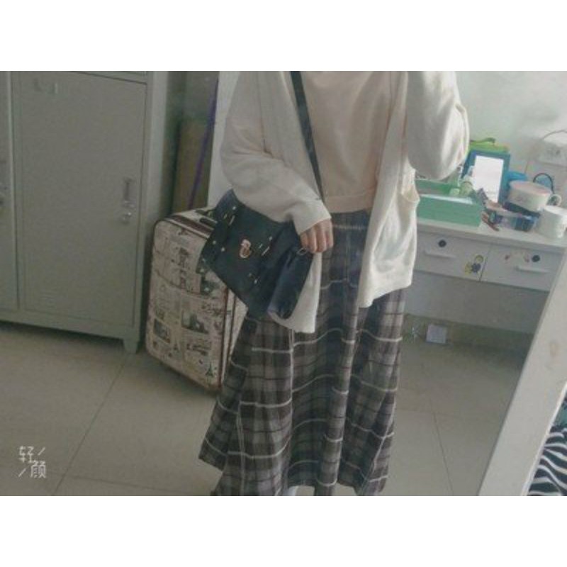 (Có sẵn) Set cô gái nhỏ Nhật Bản ngọt ngào váy kẻ phối áo len dệt kim màu tím | BigBuy360 - bigbuy360.vn