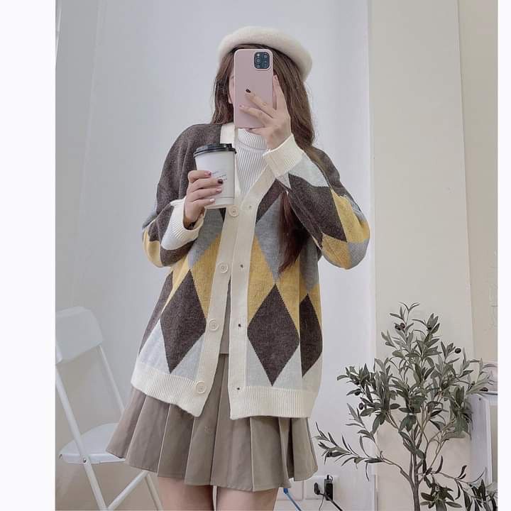 Áo len cadigan hoạ tiết ô trám 2 màu nâu be hàng QC cao cấp Zinstore94 | BigBuy360 - bigbuy360.vn