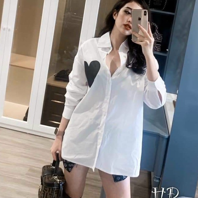 Áo sơ mi trắng nữ form rộng , áo sơ mi trắng dài tay in hình trái tim mã 01