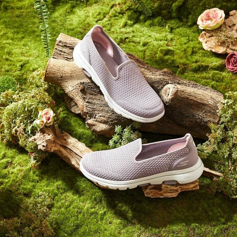 Giày Chạy bộ Skecher lưới búp bê 896021 cho nữ