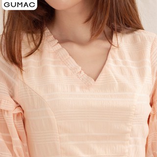 Đầm cổ V xếp bèo GUMAC DA1001