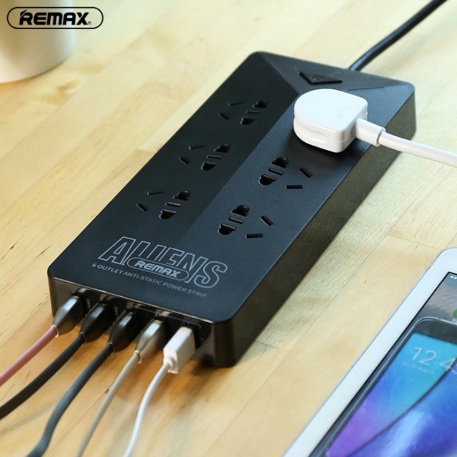 [NK] Ổ cắm điện thông minh có 5 cổng USB Remax RU - S4