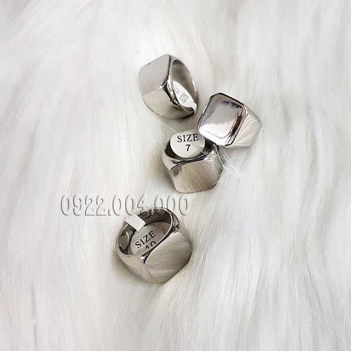 Nhẫn nam đúc nguyên khối mặt trơn NZ905.