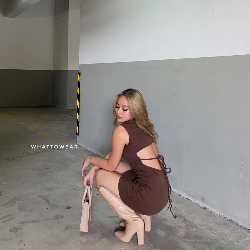 Đầm body thun gân khoét lưng cột dây - by Whattowear | BigBuy360 - bigbuy360.vn