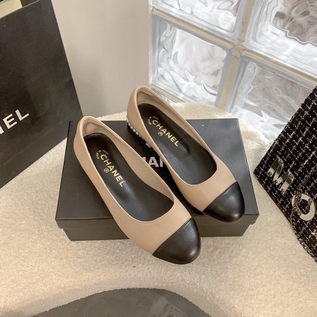 Ballerinas Da Cừu &amp; Đầu Bếp Bê Tông Bóng. G02819 Y01552 94305