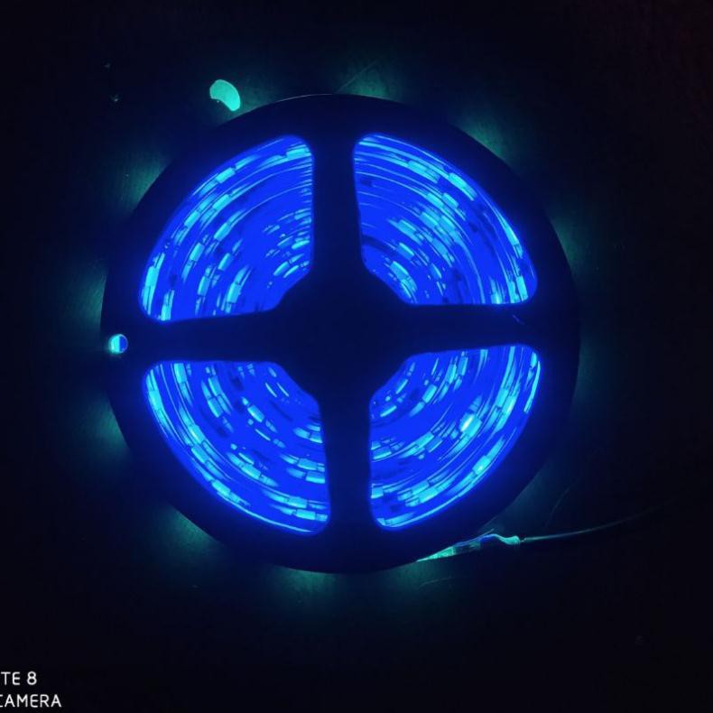 Cuộn 5M Led Nháy Đuổi 12VDC Không Cần Điều Khiển Có Keo Chống Nước Loại Tốt