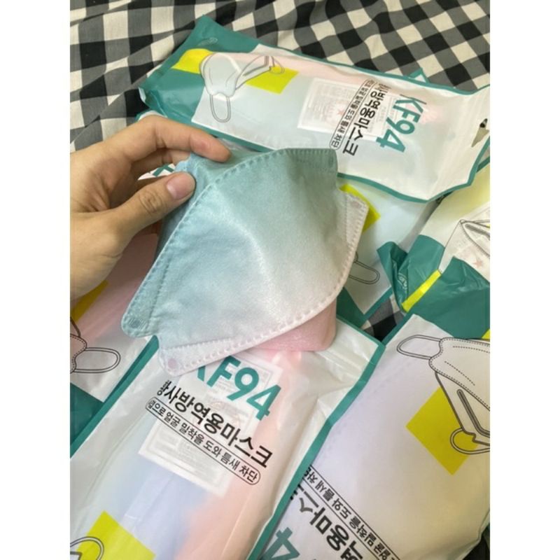 Khẩu trang 4D kf94 kháng khuẩn màu loang, màu cầu vồng