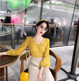 Set Áo Chấm Bi + Chân Váy
