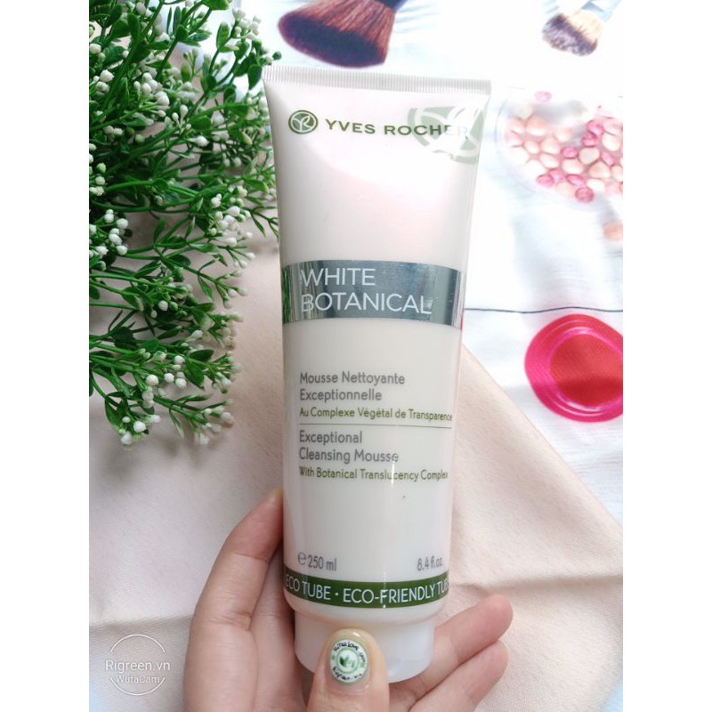 Yves Rocher_Sữa rửa mặt làm sáng da Yves Rocher Dạng Bọt - Bright Botanical Brightening Cleansing Milky Foam 125ml