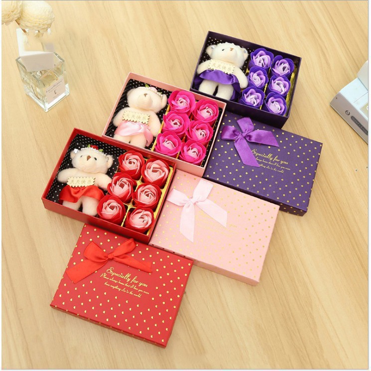 Quà Tặng 8/3 - Hộp Hoa Hồng Sáp Thơm 6 Bông Kèm Gấu (Gấu mềm) - tặng kèm thiệp chúc mừng