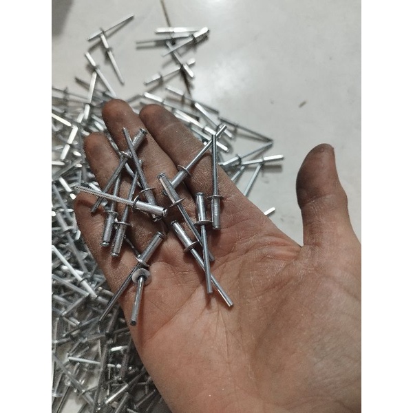 bịt 500 cái đinh rút nhôm 4x12,7