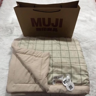 Chăn đũi Muji
