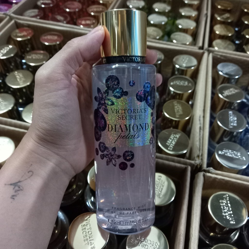 (MÙI MỚI) Xịt Thơm Toàn Thân Victoria Secret - 250ml | BigBuy360 - bigbuy360.vn