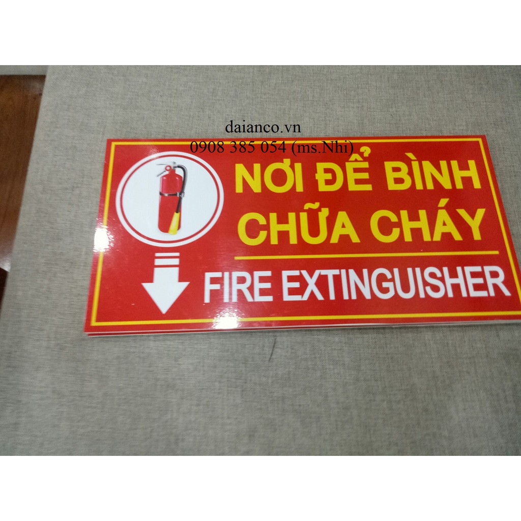 Biển báo hướng dẫn nơi để bình chữa cháy- Hàng sẵn, hình thật