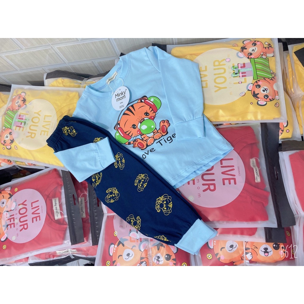 Bộ dài tay cotton in hình dễ thương cho bé trai bé gái size 7-17kg