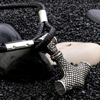 VÒNG CỔ HÌNH BÚA