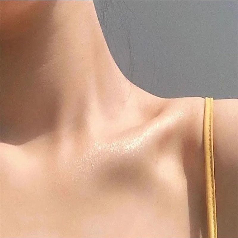 Nước hoa dạng lỏng tỏa sáng lâu phai dành cho nam nữ