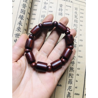 vòng tay trúc gụ