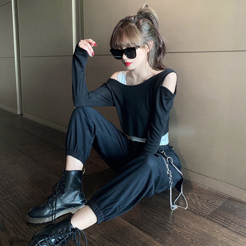 Quần jogger kaki rách gối ống suông phong cách ulzzang