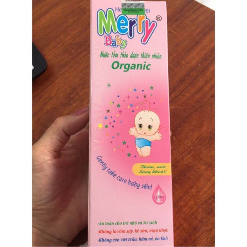 Nước tắm thảo dược thiên nhiên Merry Baby