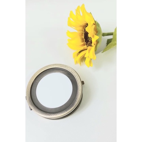 Phôi gương thêu tròn có hoa văn loại đẹp