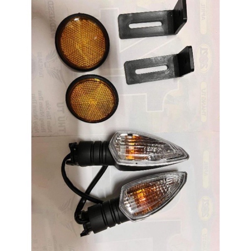 Cặp xi nhan Zin Exciter 150,155, Mx king , NVX  Tặng kèm mắt mèo phản quang