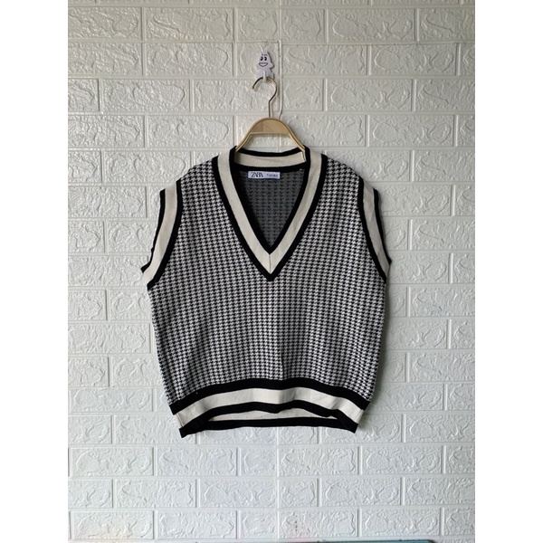 Áo ghile họa tiết zara 99%
