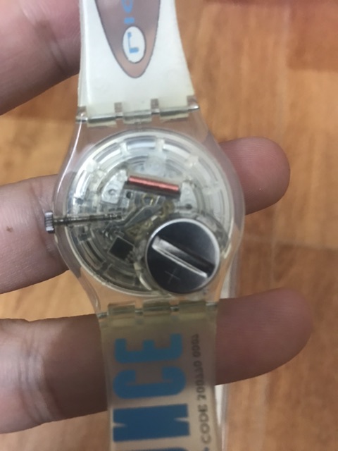 Đồng hồ Swatch silicon Thuỵ Sĩ. Giới tính: Nam và nữ