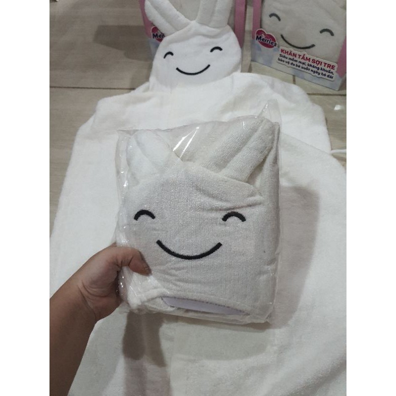 Khăn Tắm có nón Sợi Tre Merries 120cm x 70cm