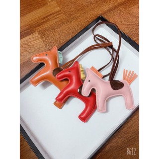 Charm ngựa treo túi spsl