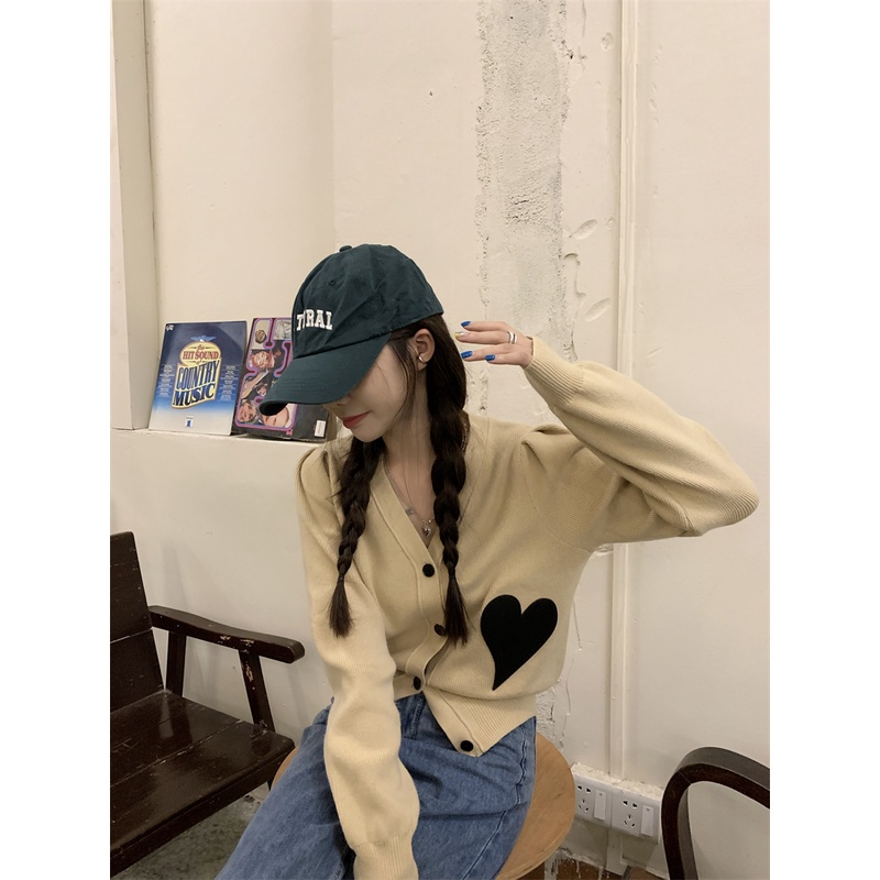 Áo len tay dài họa tiết trái tim thời trang Hàn Quốc cho nữ