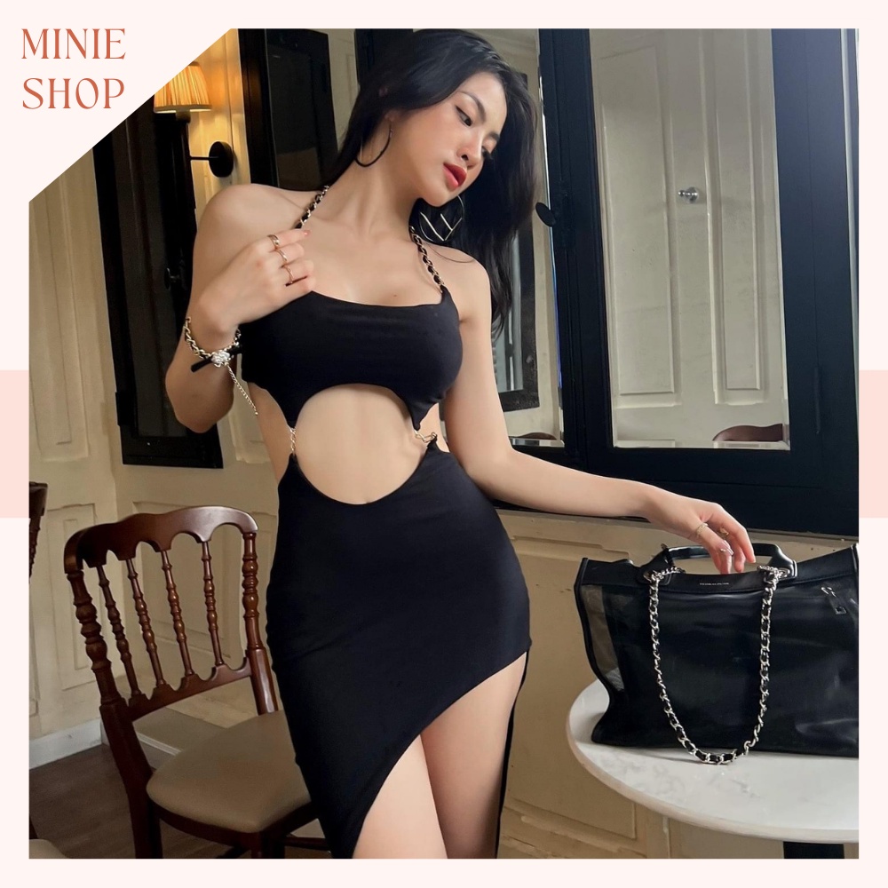 Đầm Váy Body Khoét Eo Xẻ Tà Hở Lưng Sexy - Váy Ôm Đen Cut Out Cổ Yếm Phối Xích, Váy Đi Bar Gợi Cảm