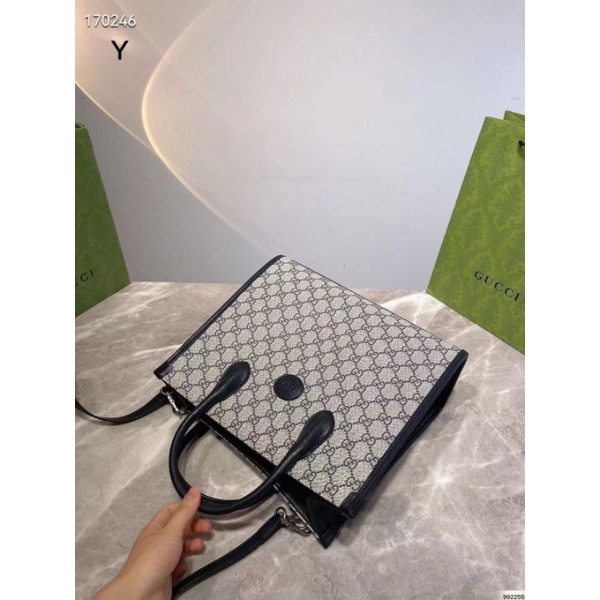 Túi xách 🤎GUCCI TOTE BOOK.