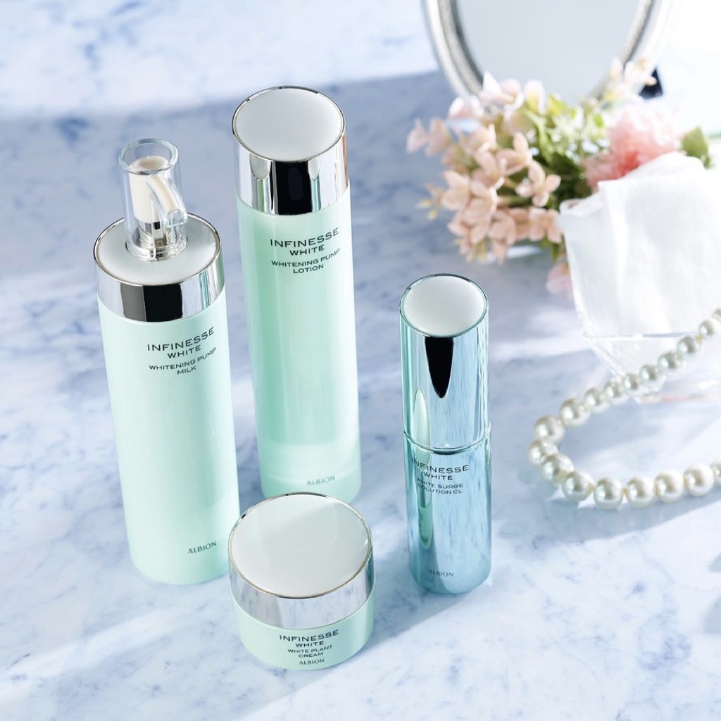 Nước dưỡng trắng da Infinesse Whitening Pump Lotion